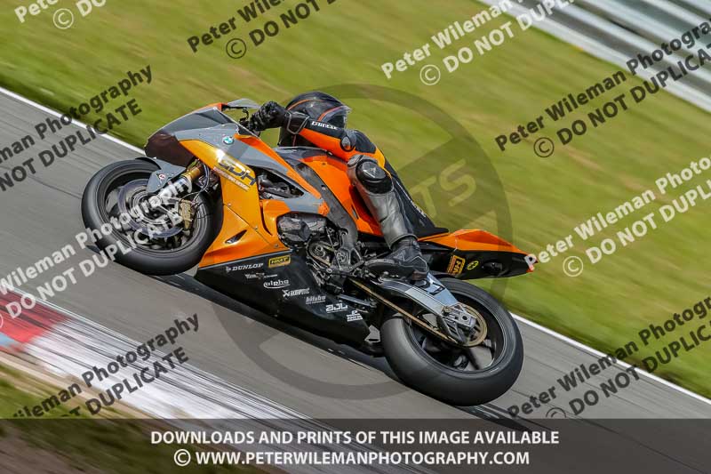 PJ Motorsport Photography;donington no limits trackday;donington park photographs;donington trackday photographs;no limits trackdays;peter wileman photography;trackday digital images;trackday photos